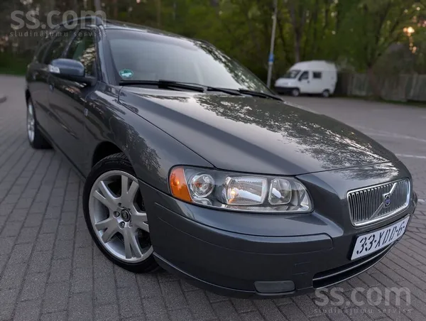 Volvo V70