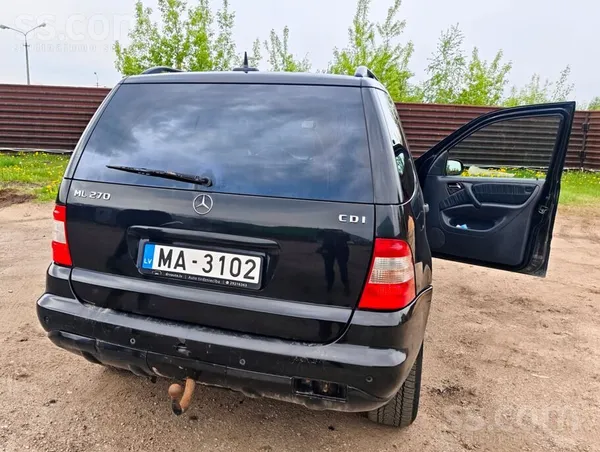 Mercedes ML270