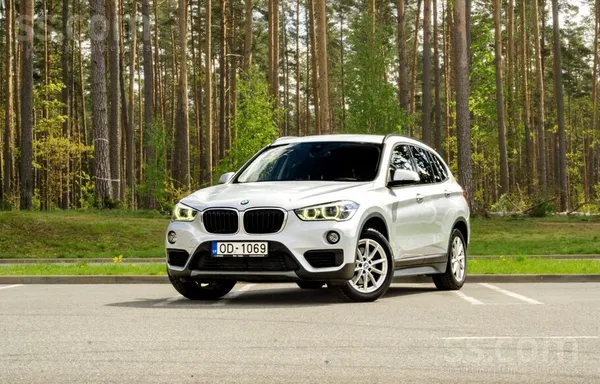 BMW X1