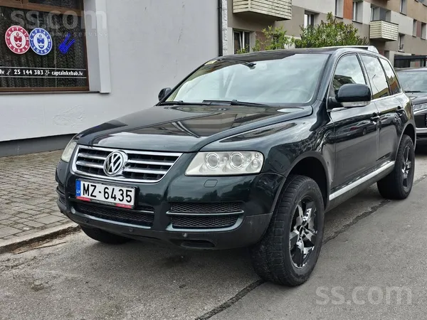 Volkswagen Pārdodu pirmās paaudzes Touareg. 