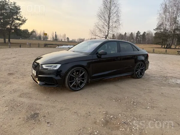 Audi S3 - 1
