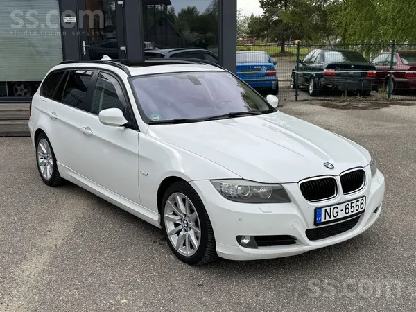 BMW 320