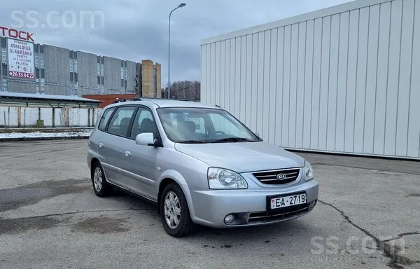 KIA Carens