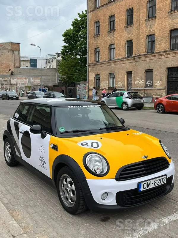 MINI Auto ievests no Vācijas, ar oriģinālu nobraukumu u