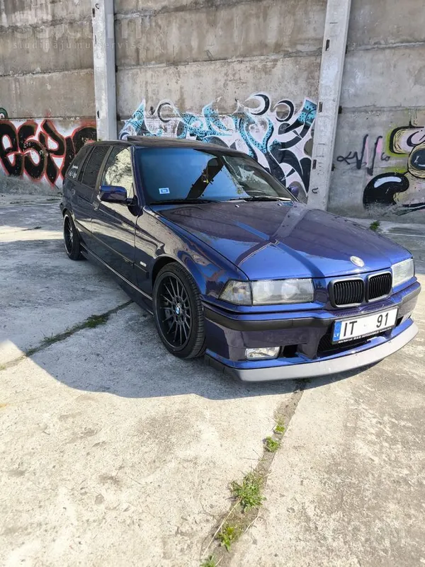 BMW 318