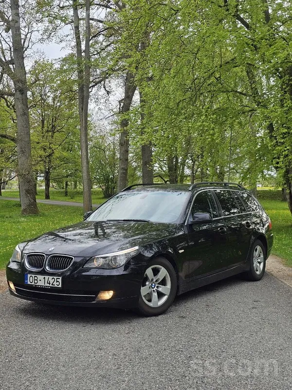 BMW 525
