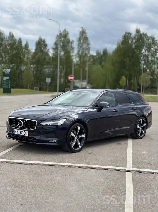 Volvo V90