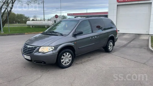Продаю Chrysler Grand Voyager, TO до 02.2027, налог оплачен. Пороги переваре
