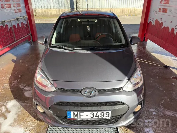 Hyundai i10