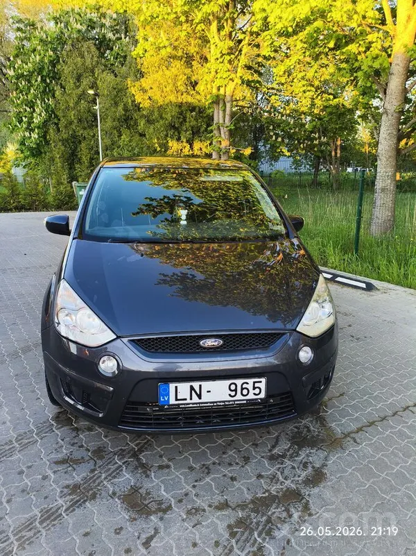 Ford S-Max