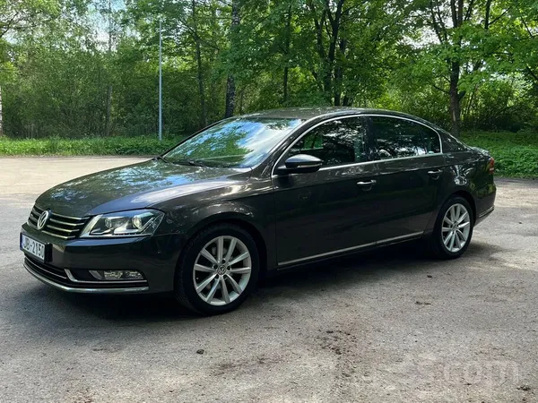 Volkswagen Passat (B7)