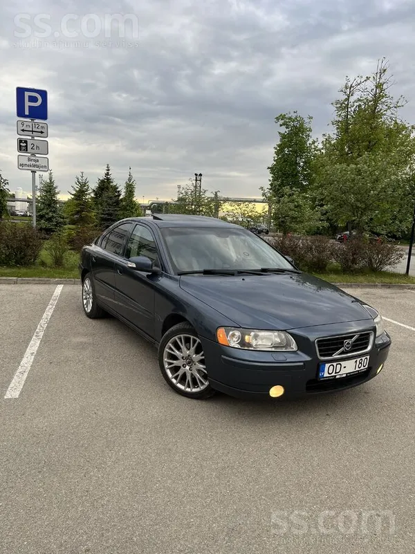 Volvo S60