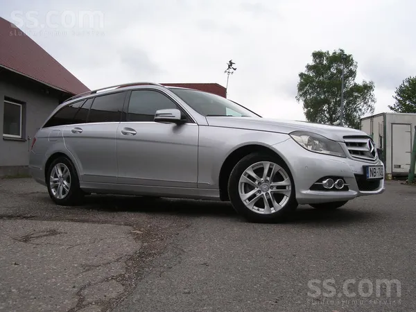 Mercedes C220
