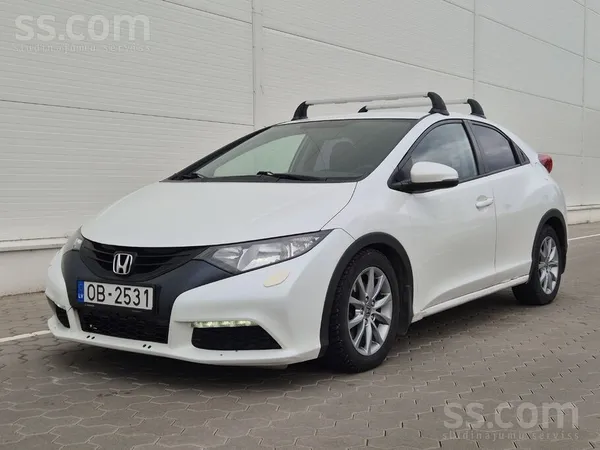 Honda Civic Benzīns/gāze, Automāts. Auto laba stāvoklī. Viena no pilnākajām