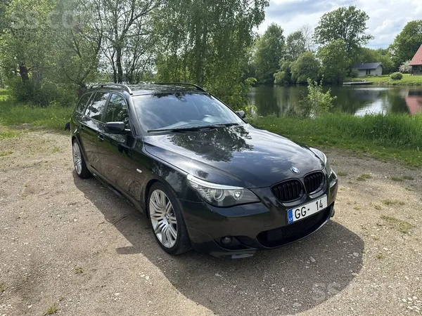 BMW 525