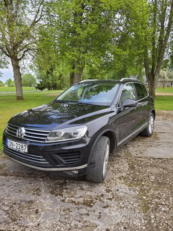 Volkswagen Touareg