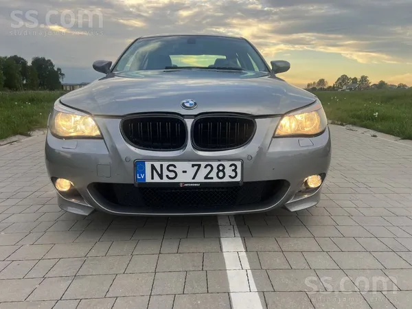 BMW 520 ar ekonomisku, uzticamu (bez turbīnām) un dinamisku 125 kW benzīna d
