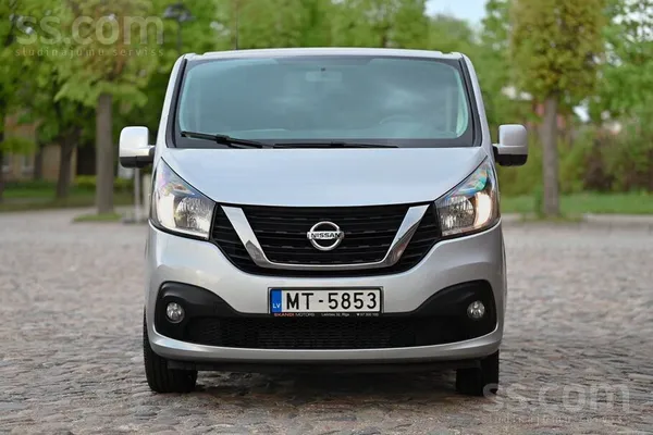 Nissan NV300