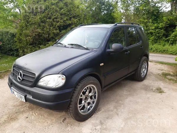 Mercedes ML230