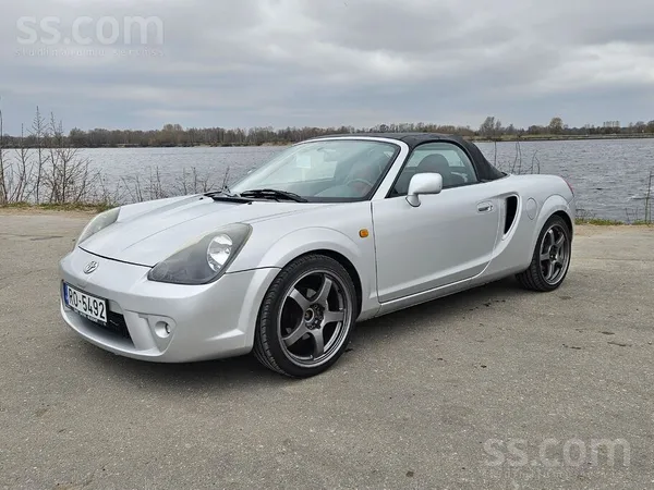 Toyota MR2