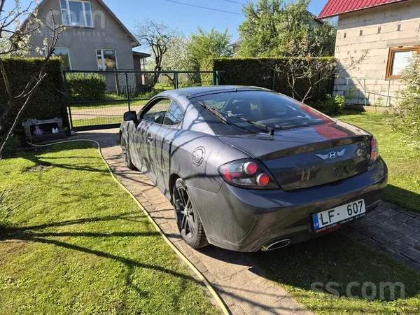 Hyundai Coupe