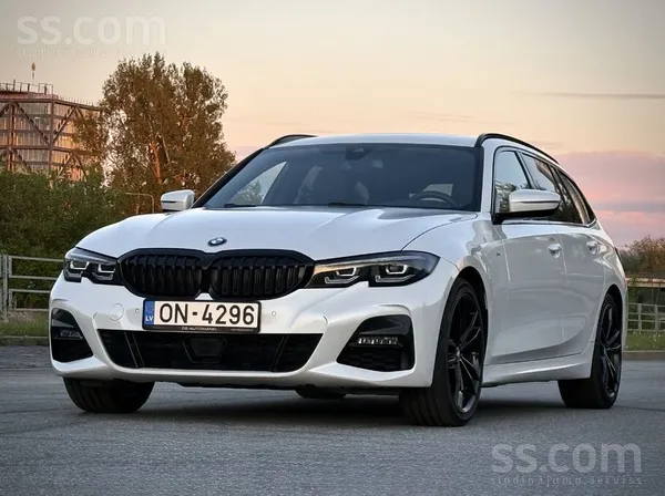 BMW 320