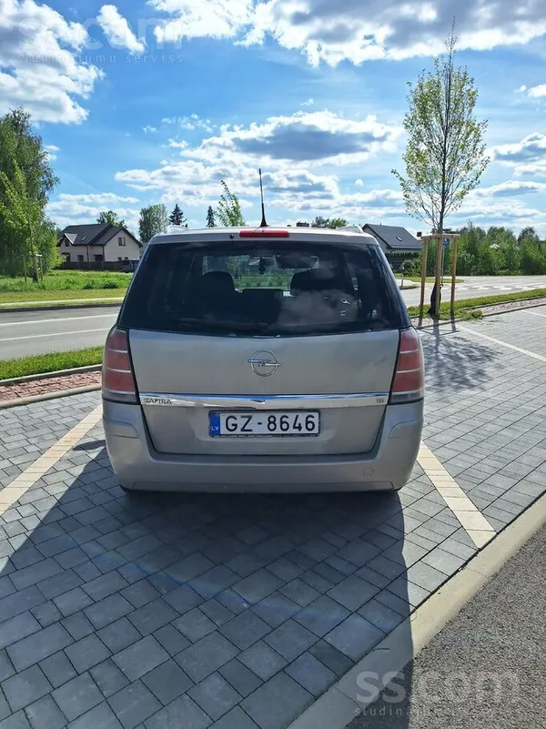 Opel Zafira