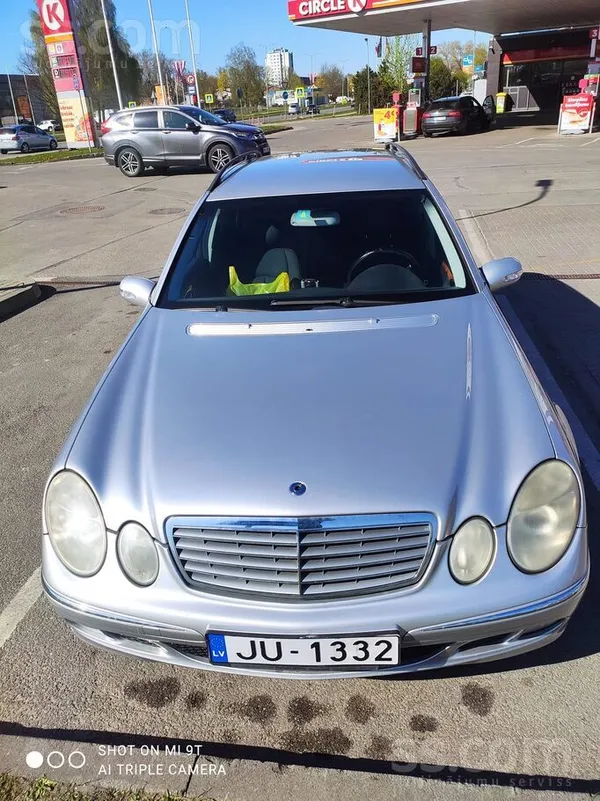 Mercedes E270