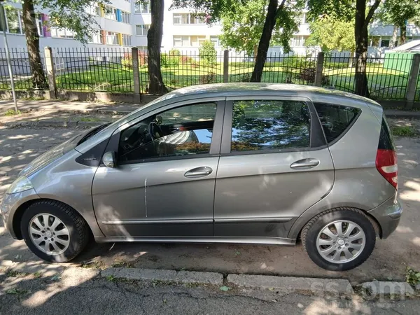 Mercedes A180
