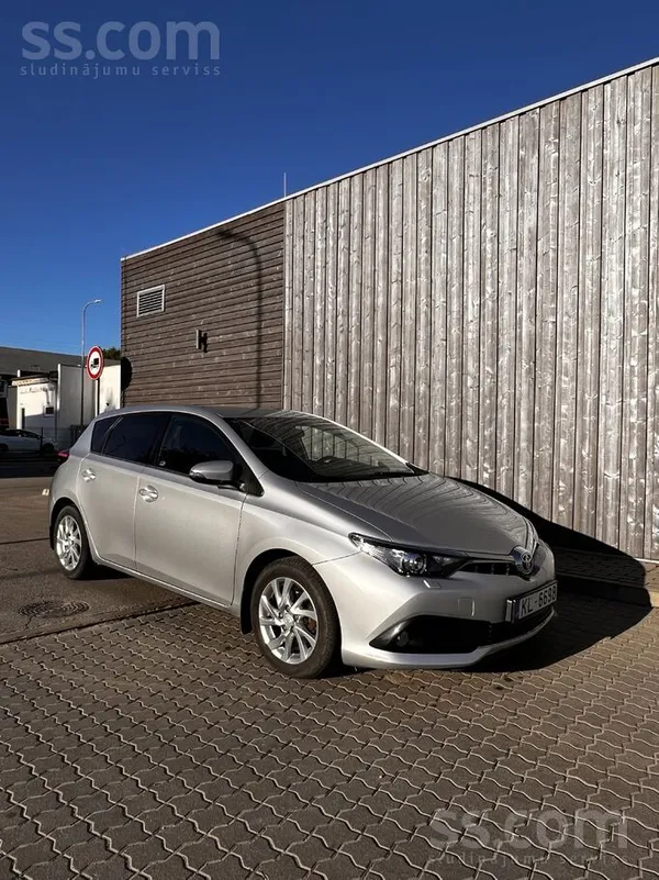 Toyota Auris