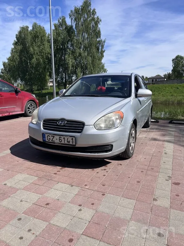 Hyundai Accent