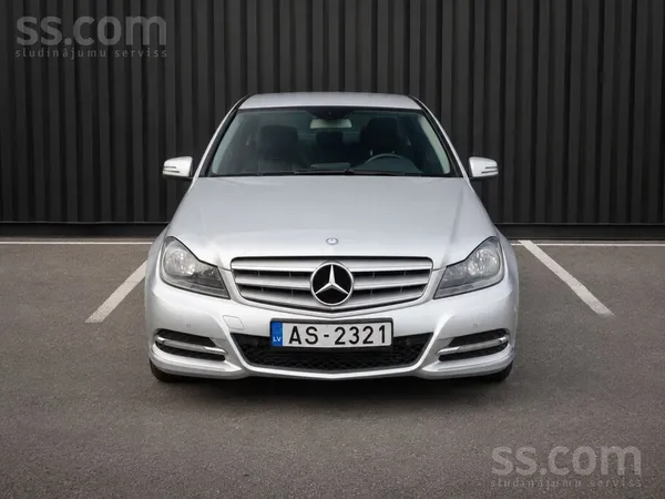 Mercedes C200