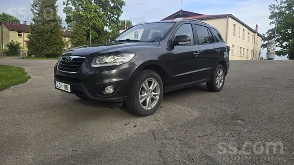 Hyundai Pārdodu 7 sēdvietu auto, līdzi dodu orģinālo ekrān