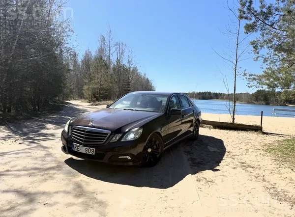 Mercedes E220