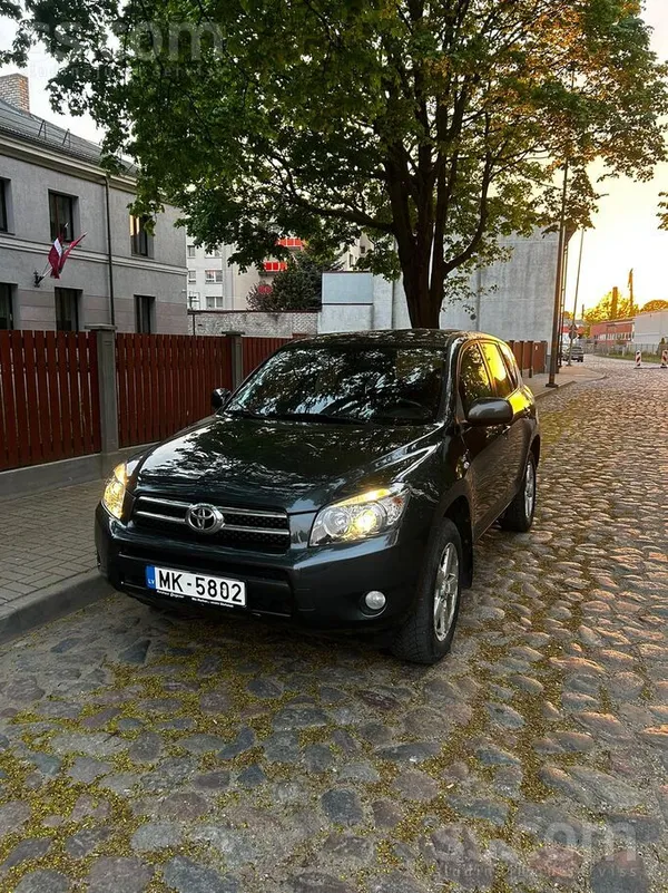 Toyota RAV 4