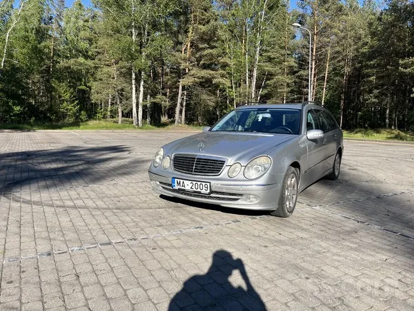 Mercedes E280