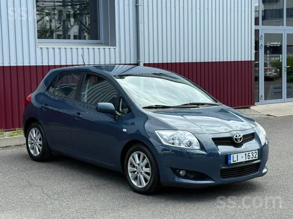 Toyota Auris