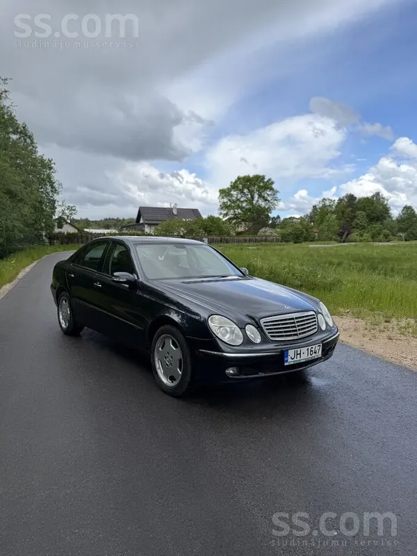Mercedes E280