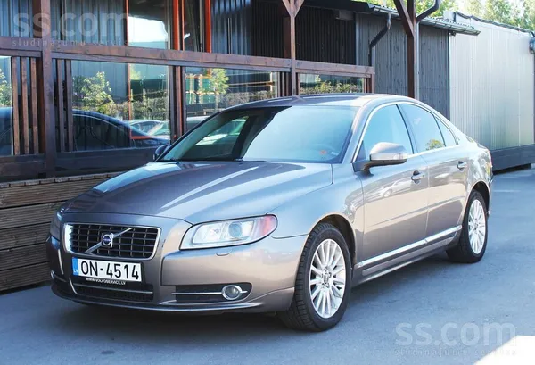 Volvo S80