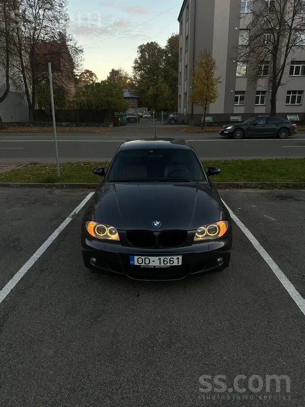 BMW 120