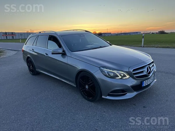 Mercedes E220