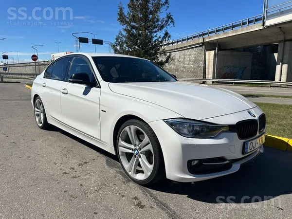 BMW 320