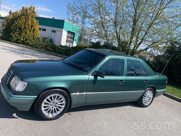 Mercedes E220