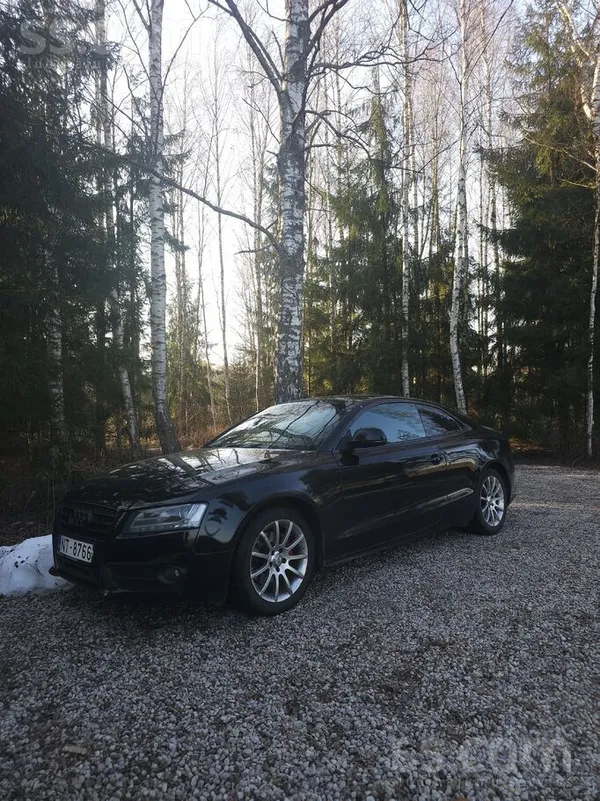 Audi Audi a5 b8 1.8tfsi manuāls