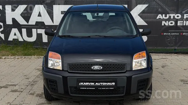 Ford Ford Fusion labā tehniskā un vizuālā stāvoklī. 59K