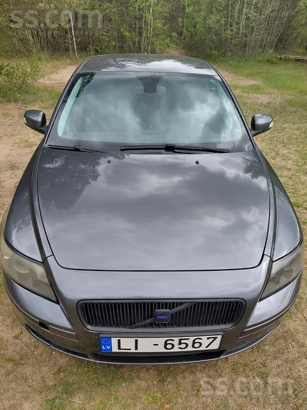 Volvo S40