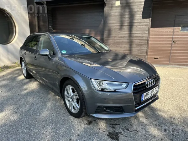 Audi A4 - 1