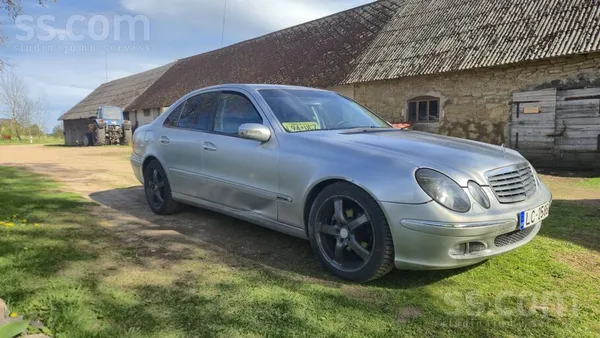 Mercedes E270
