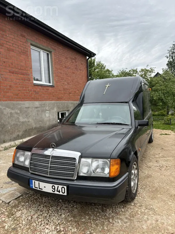 Mercedes 260
