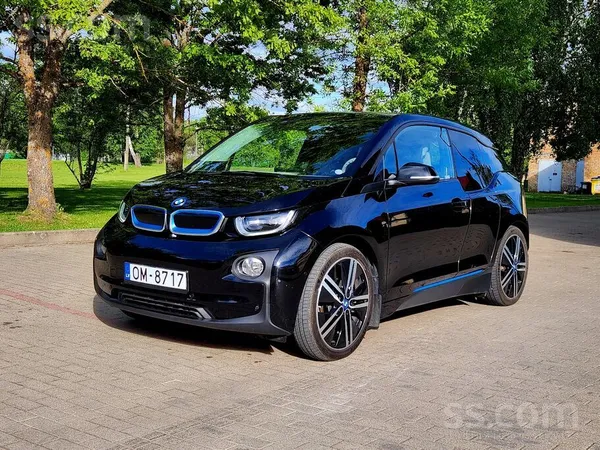 BMW Elektroauto ar Rex papildopciju un lielāku baterij